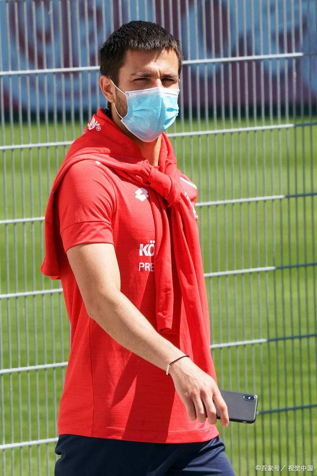 沙尔克主场取胜,结束连败颓势的简单介绍 沙尔克主场取胜,结束连败颓势的简单介绍