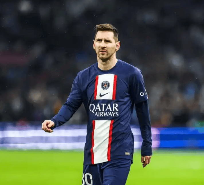 梅西帽子戏法，巴萨晋级欧冠八强(梅西帽子戏法,巴萨晋级欧冠八强了吗)