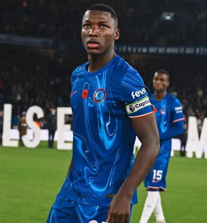 包含切尔西国脚发挥极佳，助球队连续全胜的词条