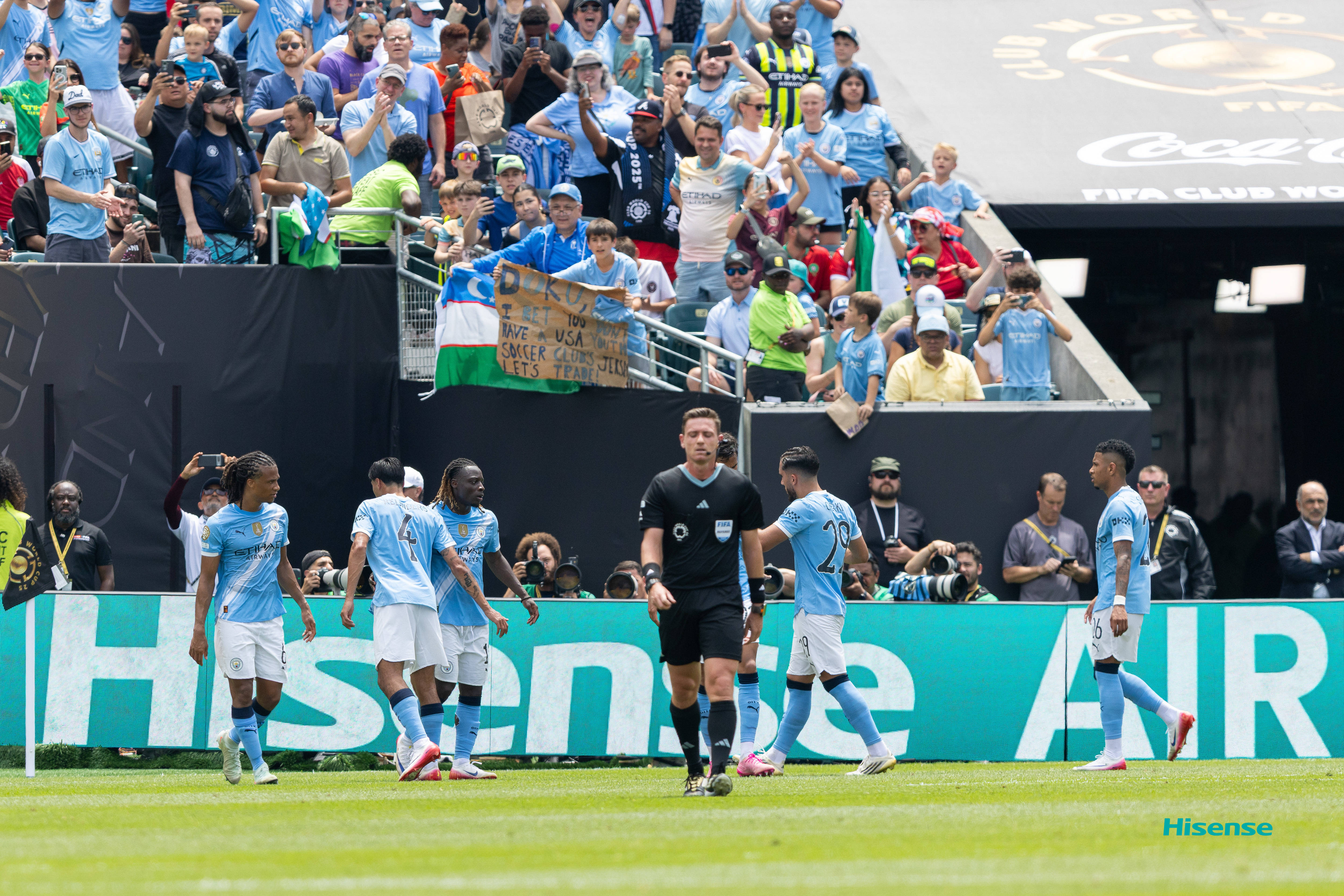 关于曼城锋线火力全开，欧冠16强随时迎战的信息