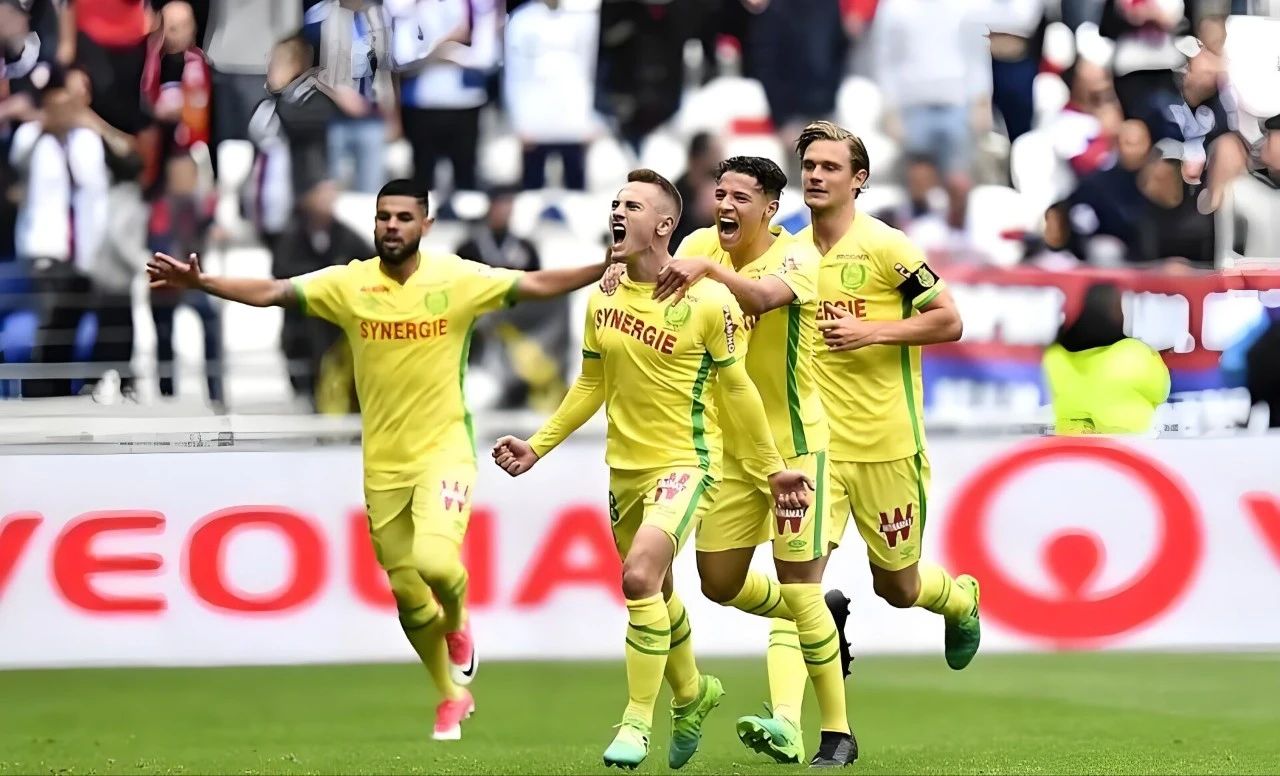 关于南特球队团结一致，备战法国杯决赛斗志昂扬的信息