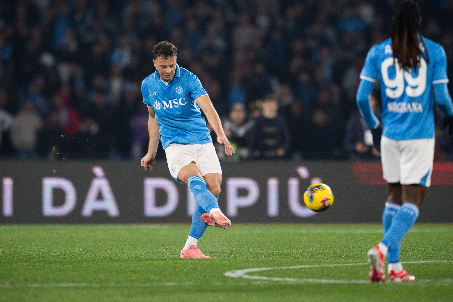 aoa体育体育在线-那不勒斯主场努力，未能击败对手的简单介绍