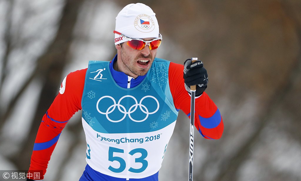 包含瑞典逆转挪威，小组出线前景看好的词条