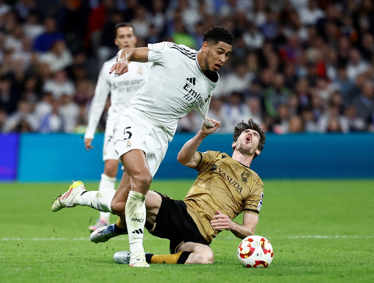 aoa体育体育在线-皇家马德里豪取胜利，闯入半决赛！