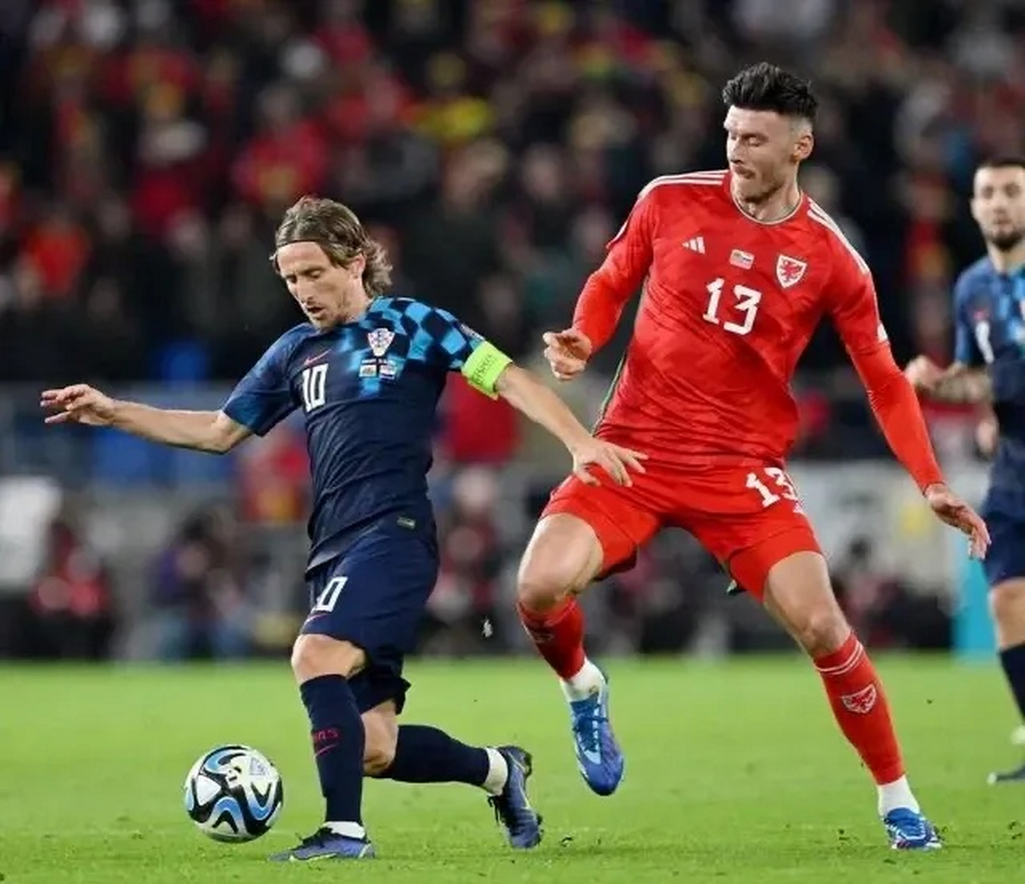 高潮迭起!欧预赛比赛场面扣人心弦的简单介绍 高潮迭起!欧预赛比赛场面扣人心弦的简单介绍