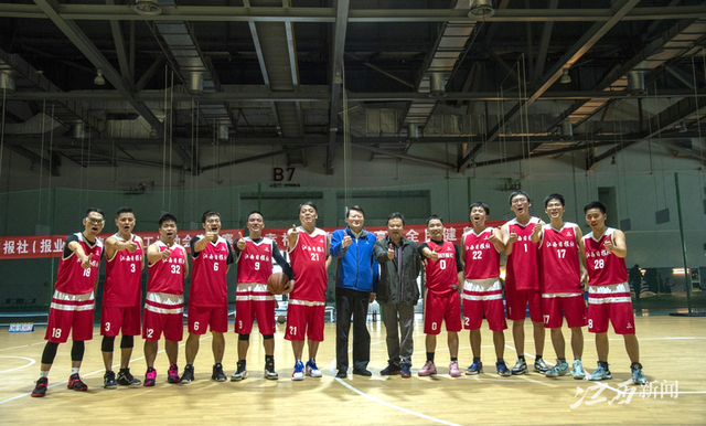 关于球队合作默契提升,战绩逐渐攀升的信息 关于球队合作默契提升,战绩逐渐攀升的信息