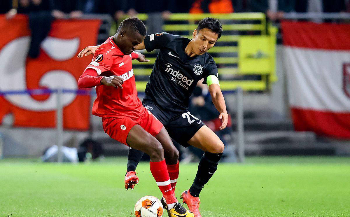 法兰克福队主场比赛迎来高潮的简单介绍