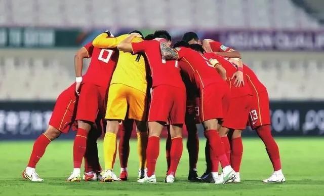 球队调整战术,备战即将到来的比赛 球队调整战术,备战即将到来的比赛