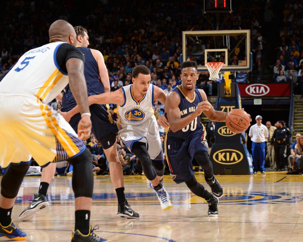 雄狮击败鹈鹕，喜迎三连胜的简单介绍