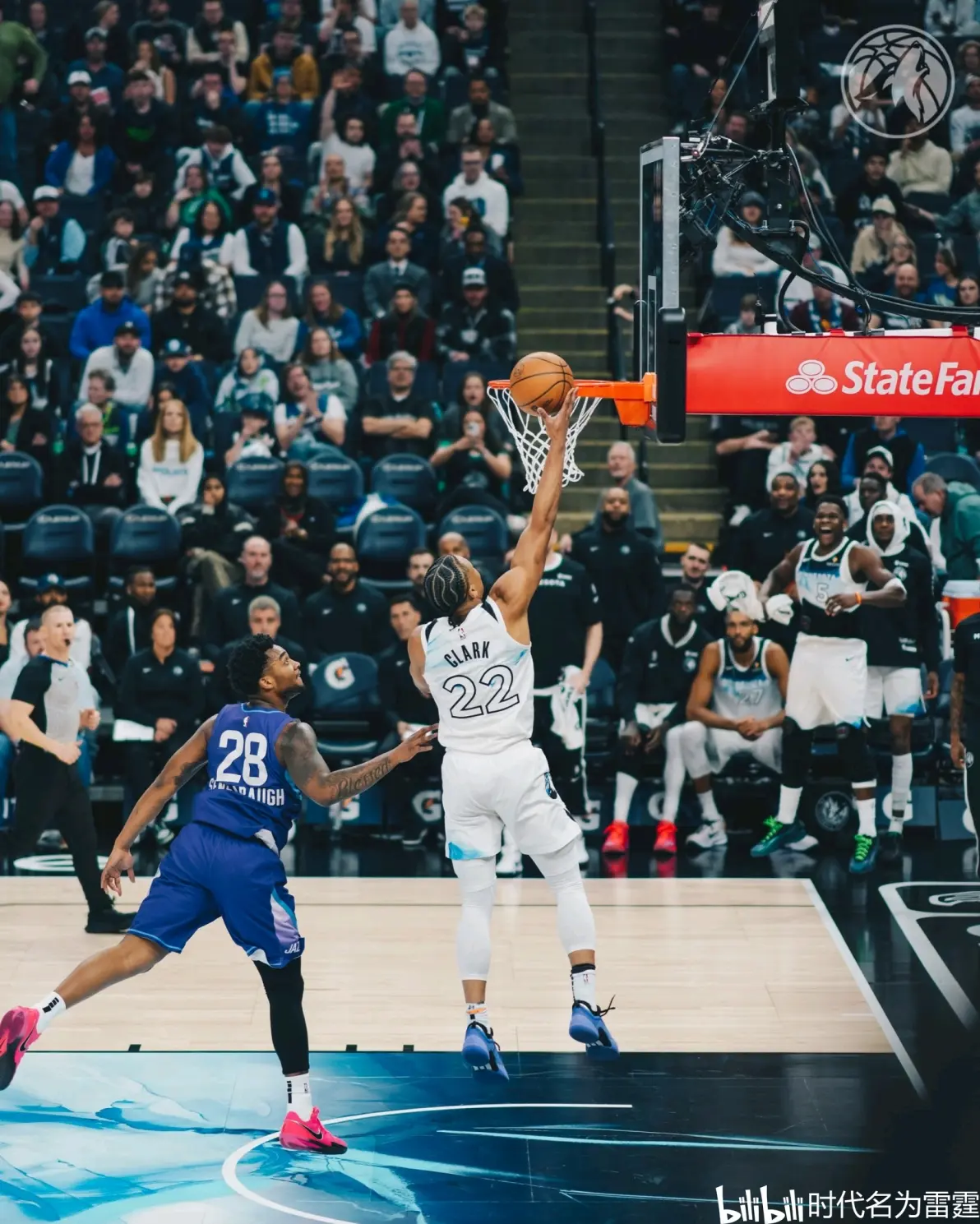 开拓者惊险战胜魔术，终结连败