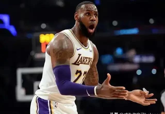 湖人负开拓者,詹姆斯状态低迷 湖人负开拓者,詹姆斯状态低迷