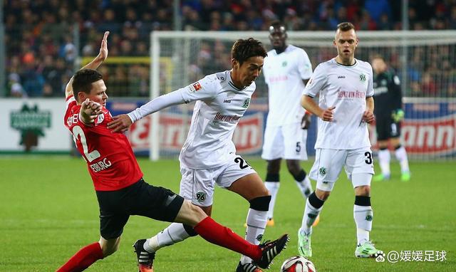 包含斯图加特在客场战胜门兴格拉德巴赫的词条