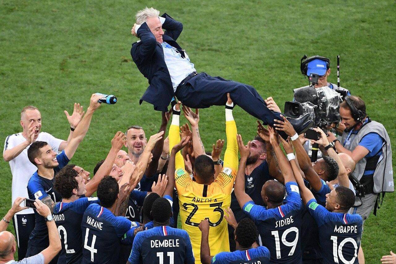 法国队在欧洲杯赛场上大获全胜