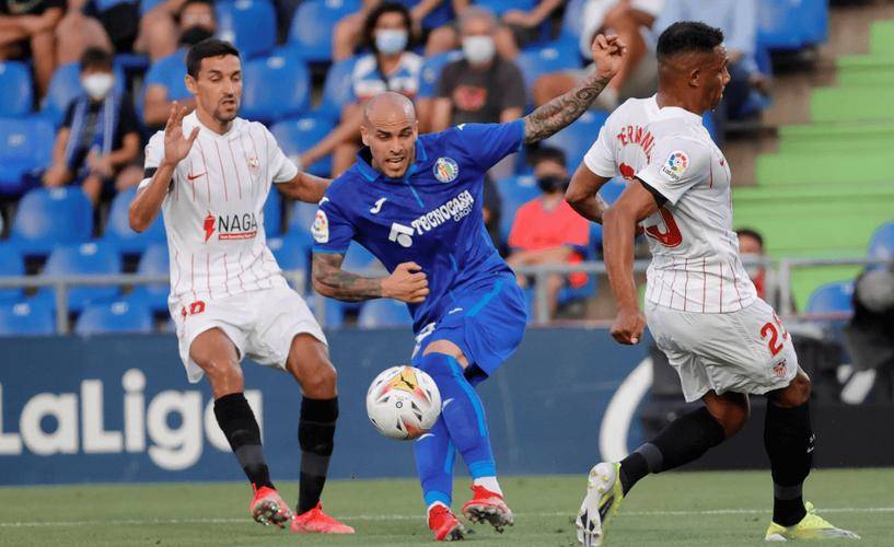 里尔击败巴黎FC，豪取对手